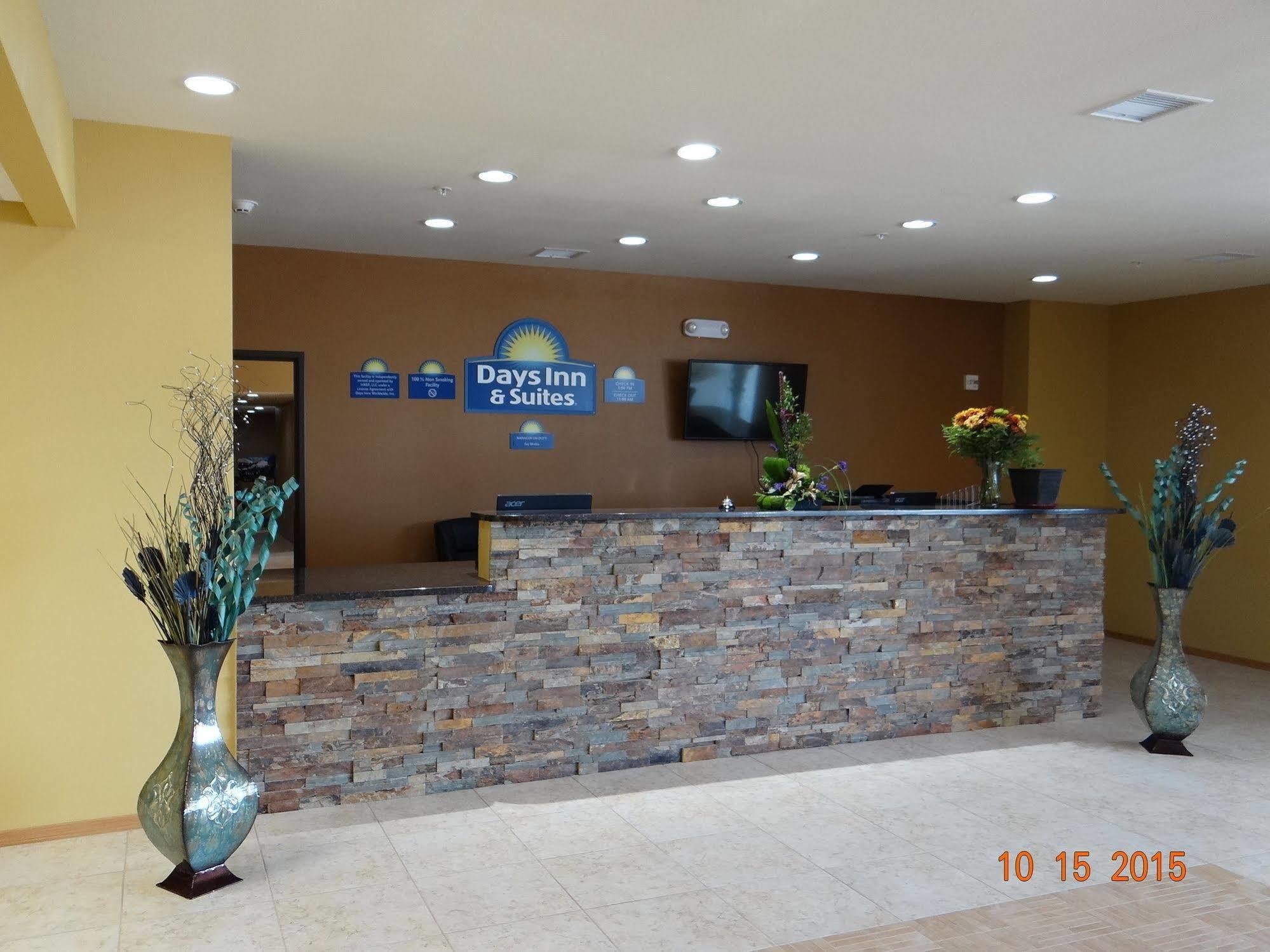 Days Inn & Suites By Wyndham El Dorado Exterior foto